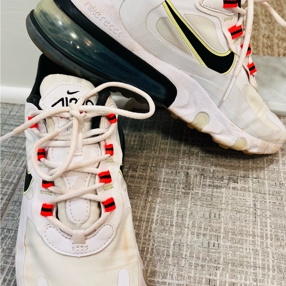 Nike White and Black Athletic Shoes with Air Max Technology